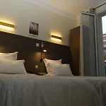 Novex 2* Párizs